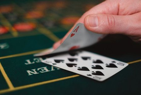 tứ sắc F8bet